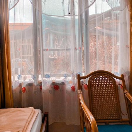 Brussels Homestay Kost Balige Εξωτερικό φωτογραφία
